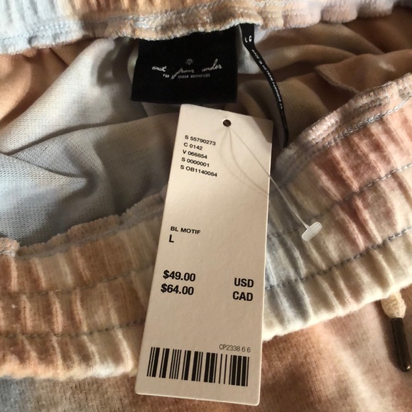 URBAN OUTFITTERS Tie-Dye Cropped Top Sweatsuit Set - Picture 11 of 12